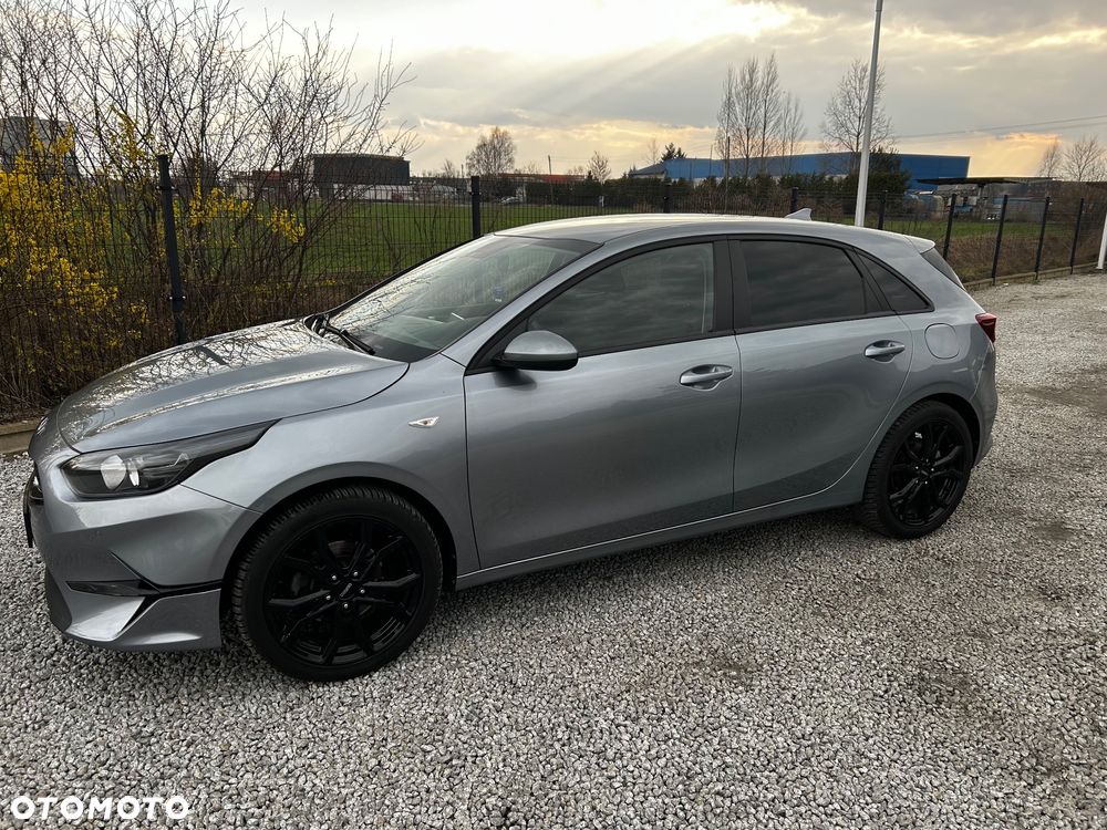 Kia Ceed 1.5 T-GDI OPF Vision - 4