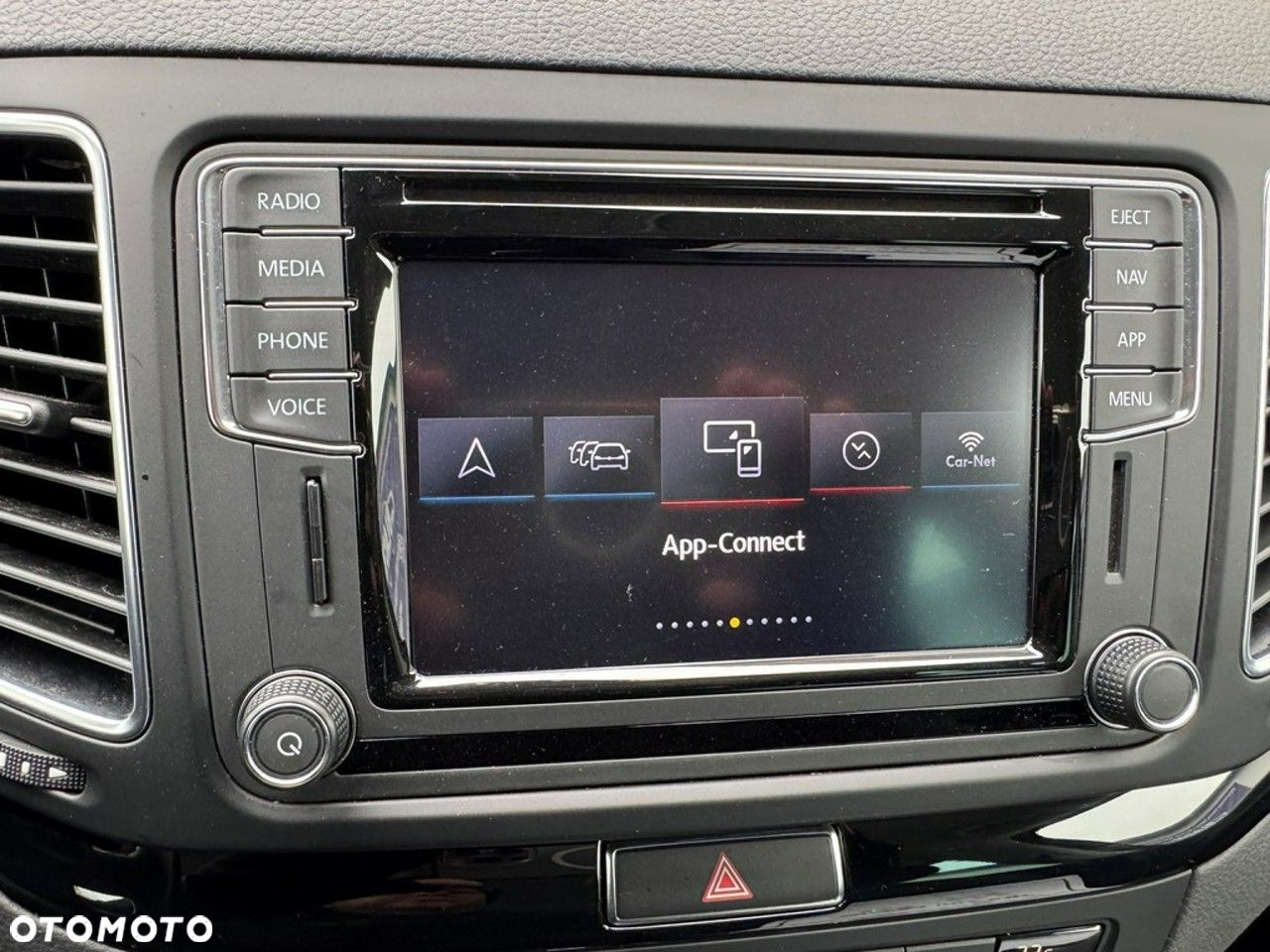 Volkswagen Sharan - 16
