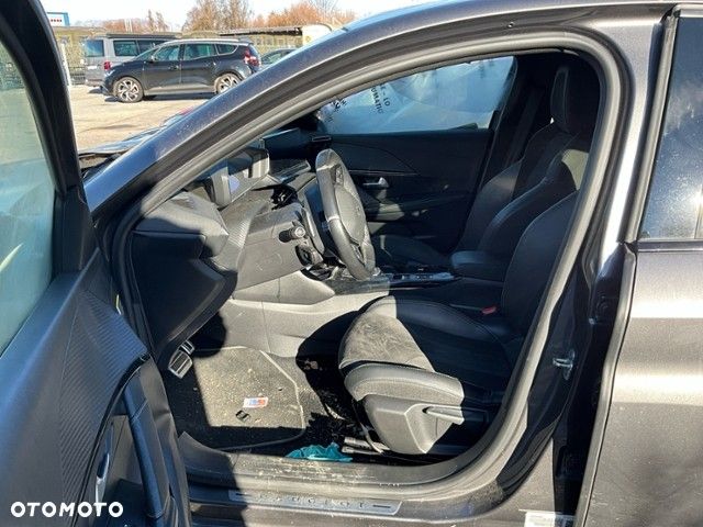 Peugeot 208 PureTech 130 EAT8 GT - 7