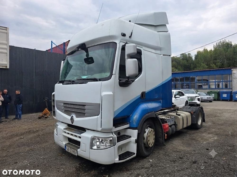 Renault Premium - 2