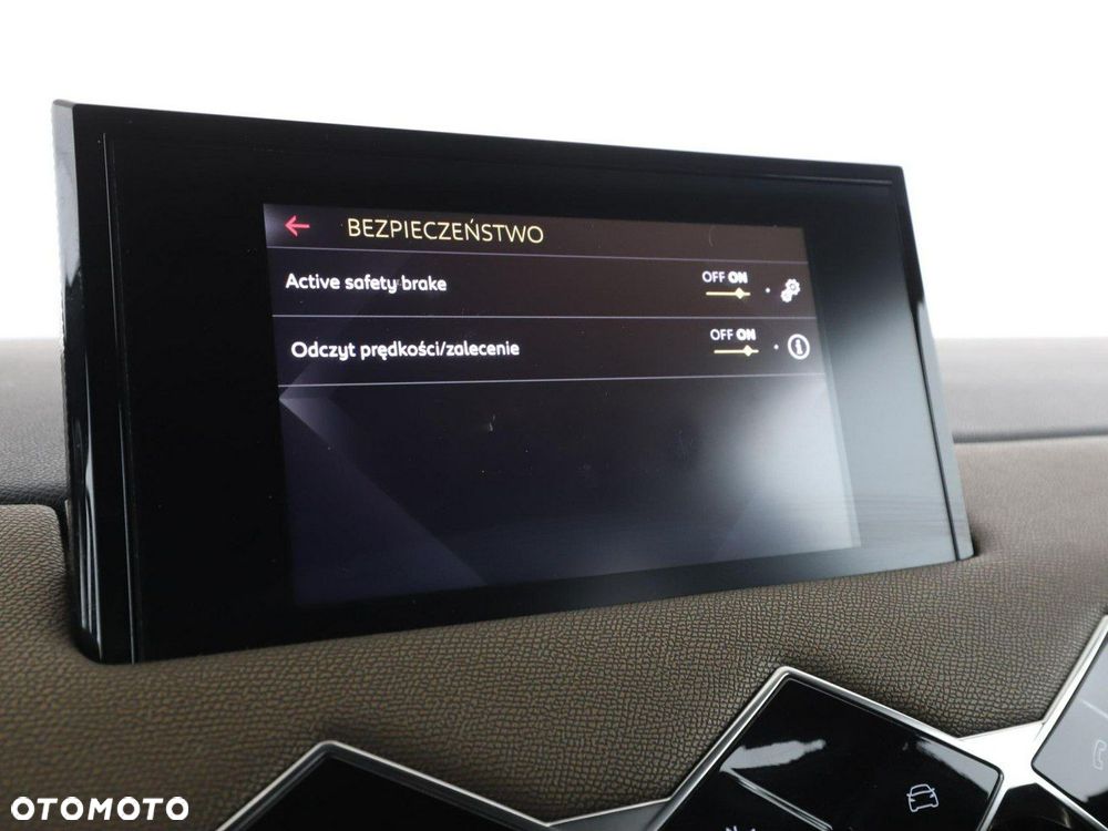 DS Automobiles DS 3 Crossback - 26