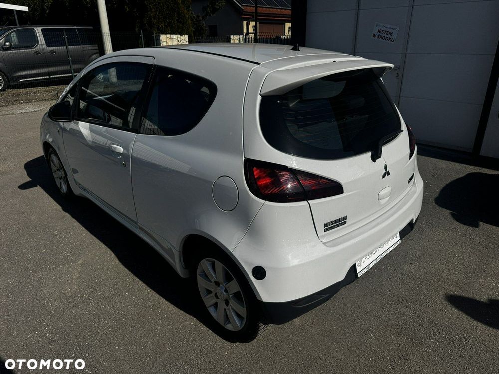 Mitsubishi Colt - 7