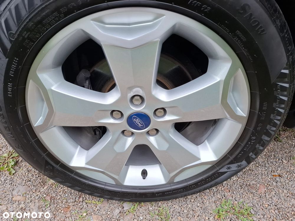 Ford Kuga 2.0 TDCi 4x4 Titanium - 33