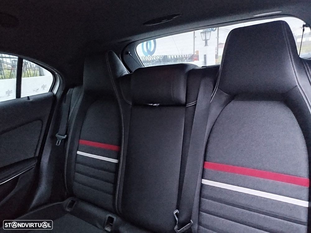 Mercedes-Benz A 180 - 10