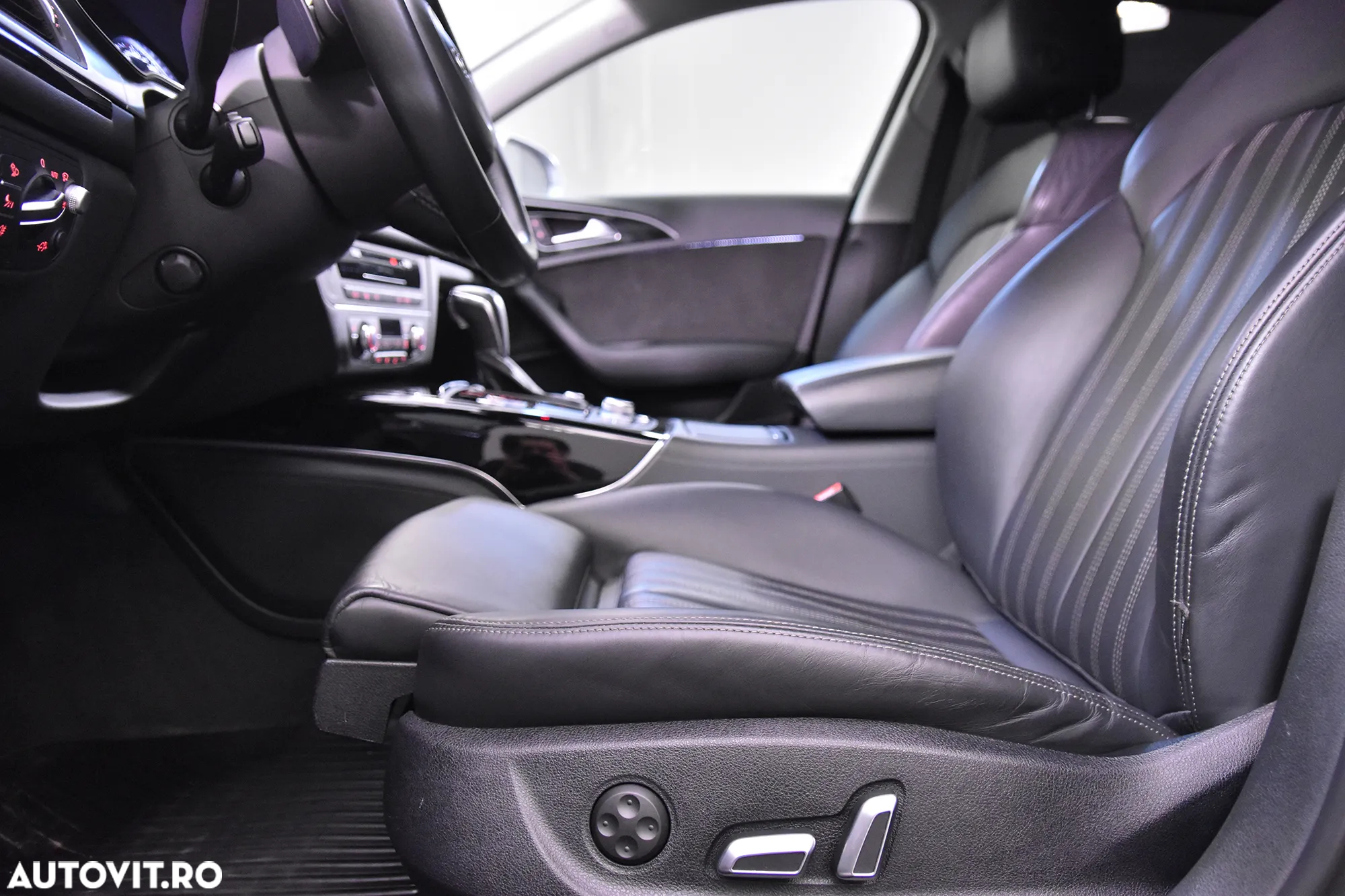 Audi A6 Allroad 3.0 TDI Quattro S tronic - 24