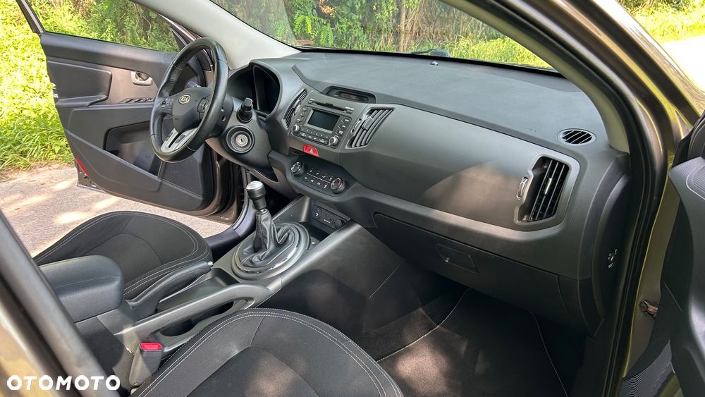 Kia Sportage 2.0 CVVT 4WD Spirit - 21