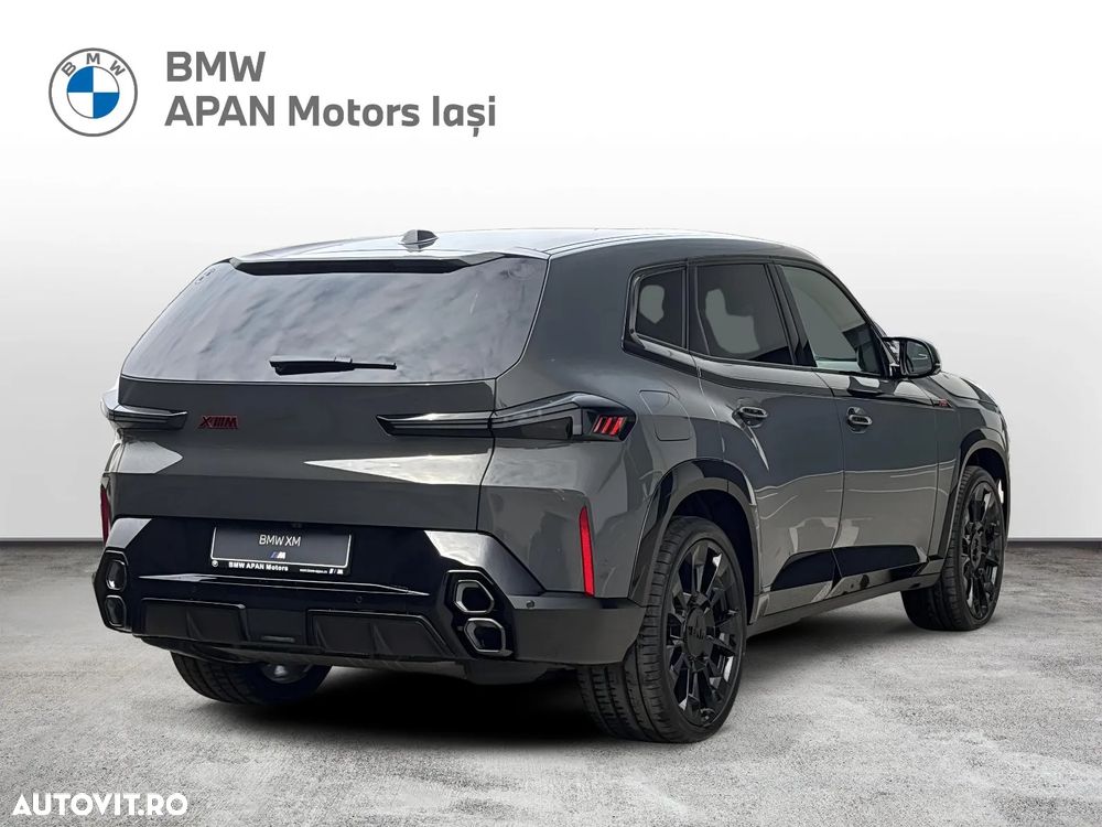 BMW XM - 4