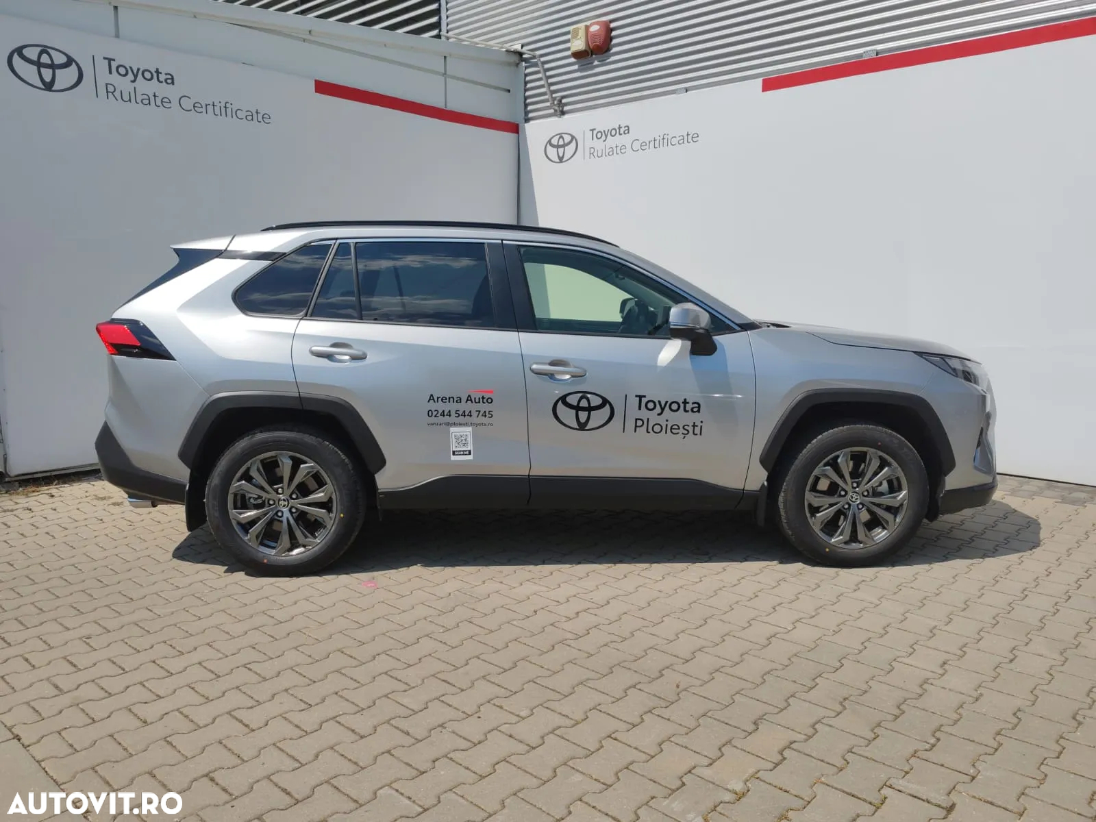 Toyota RAV4 2.5 Hybrid VVT-iE 4x4 Luxury - 3