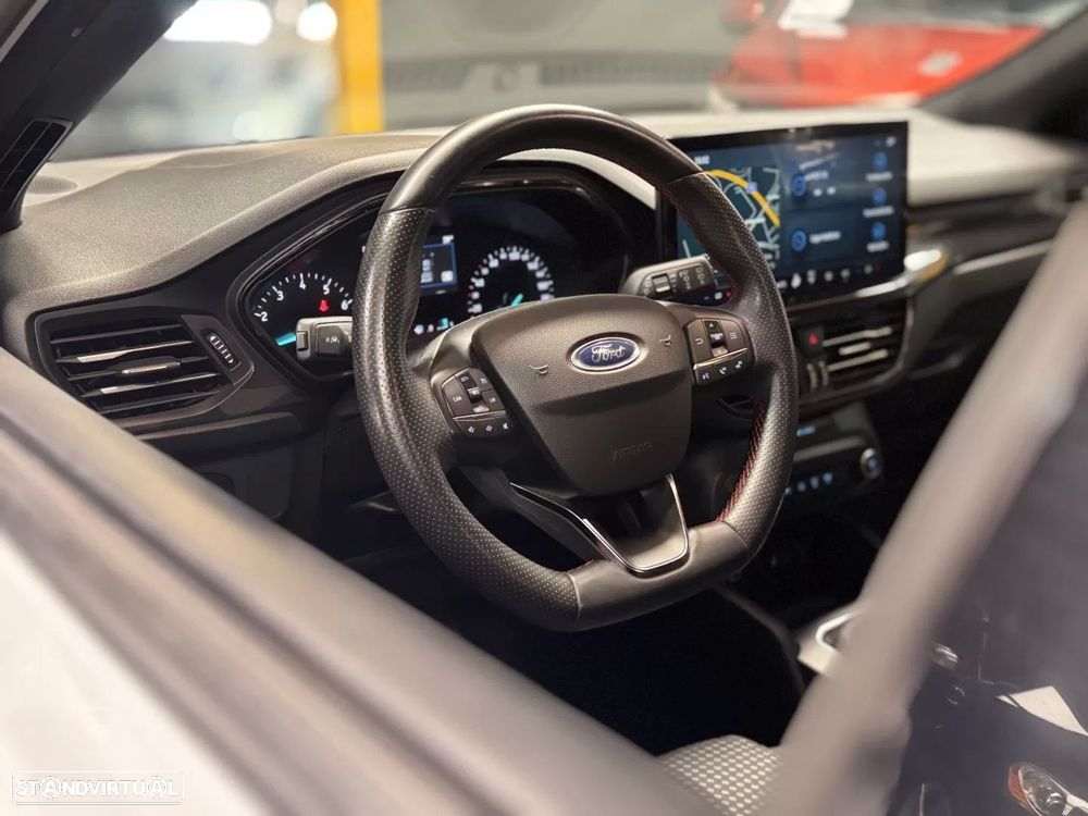 Ford Focus 1.0 EcoBoost MHEV ST-Line Design SIP - 10
