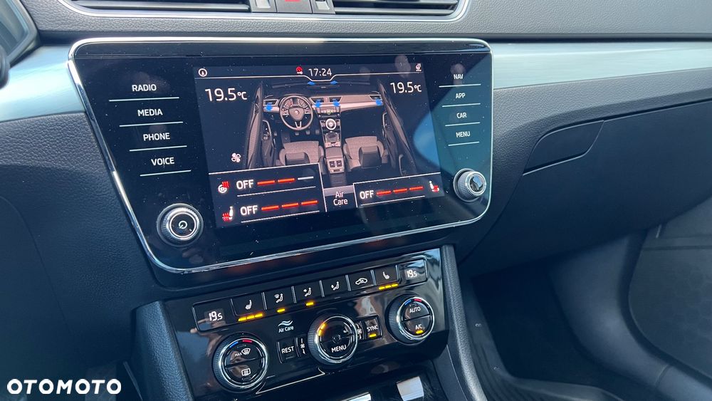 Skoda Superb 2.0 TDI Ambition DSG - 17