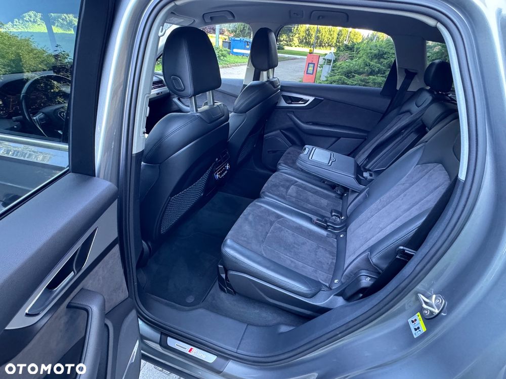 Audi Q7 - 26