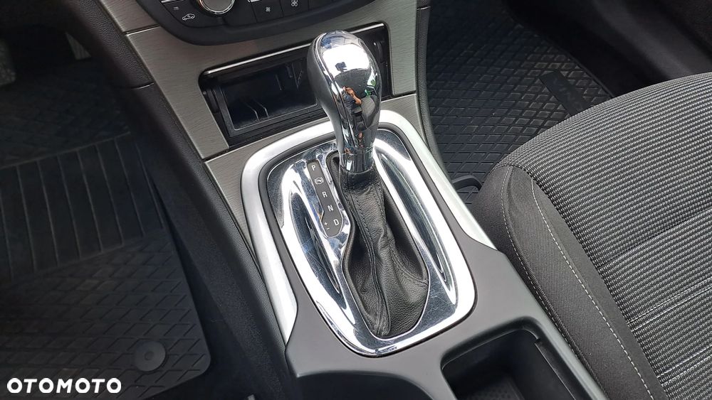 Opel Insignia 2.0 CDTI Cosmo - 14