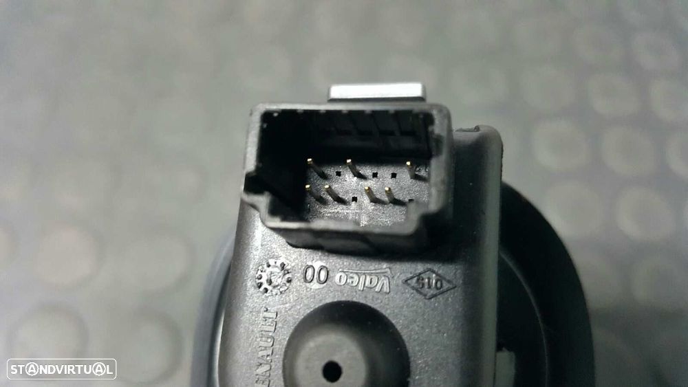 CONTROLADOR DE VISÃO TRASEIRA RENAULT CLIO III AUTHENTIQUE - 6