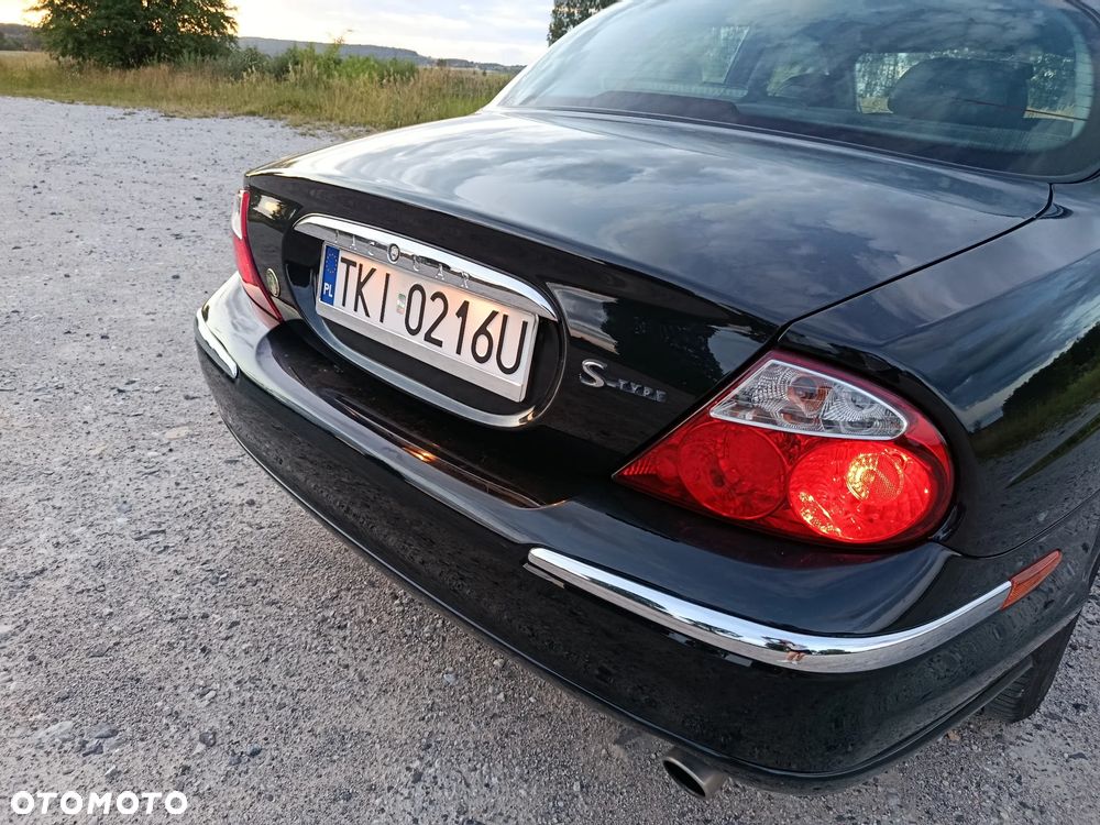 Jaguar S-Type - 10