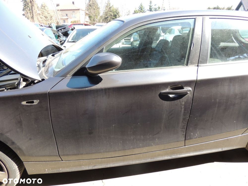 Drzwi lewy przód BMW 1 E87 120i '05 - 1