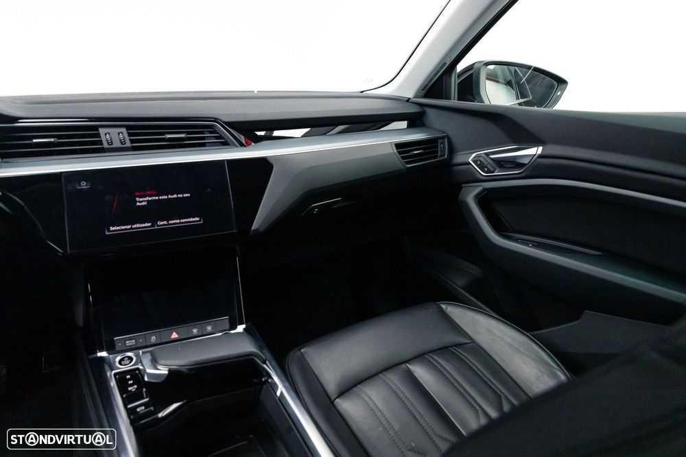 Audi e-tron Sportback 50 quattro - 16