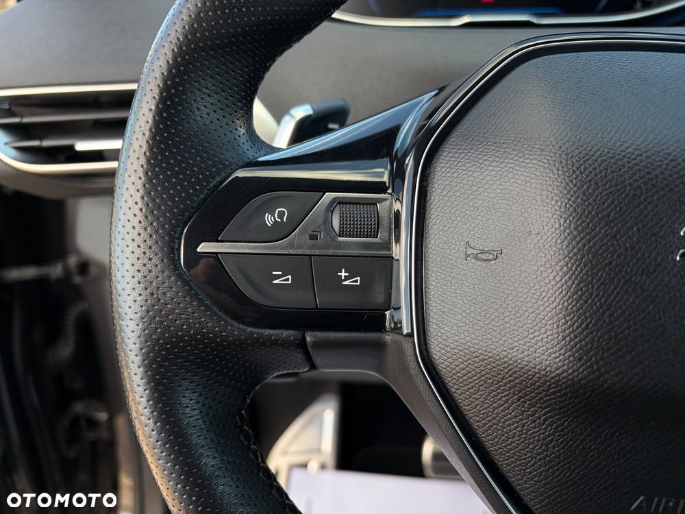 Peugeot 3008 - 8