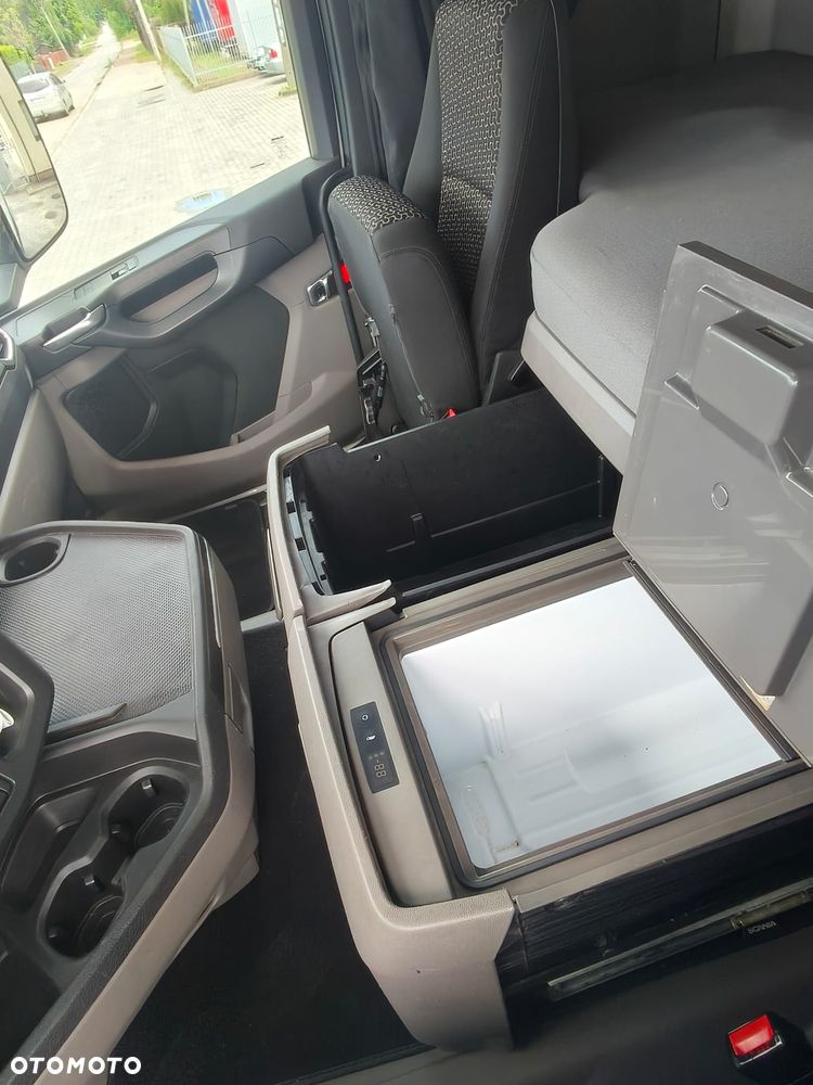 Scania R450 EURO 6 AUTOMAT RETARDER / NOWE OPONY! 2 ZBIORNIKI 700L . PO KONTRAKCIE - 15