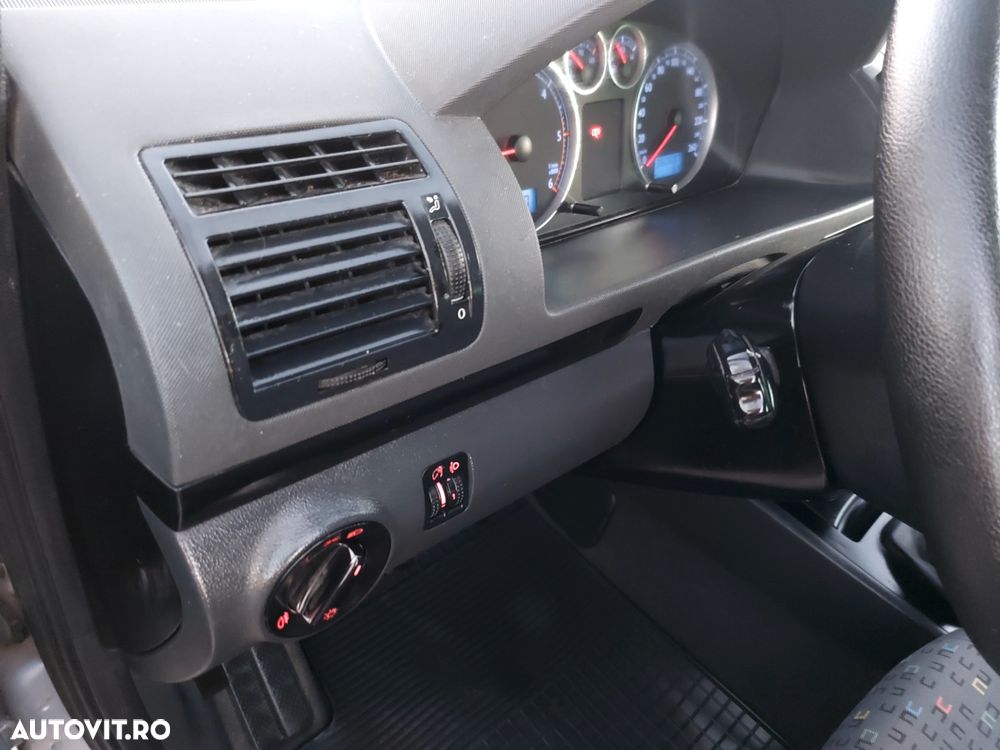 Volkswagen Sharan - 15