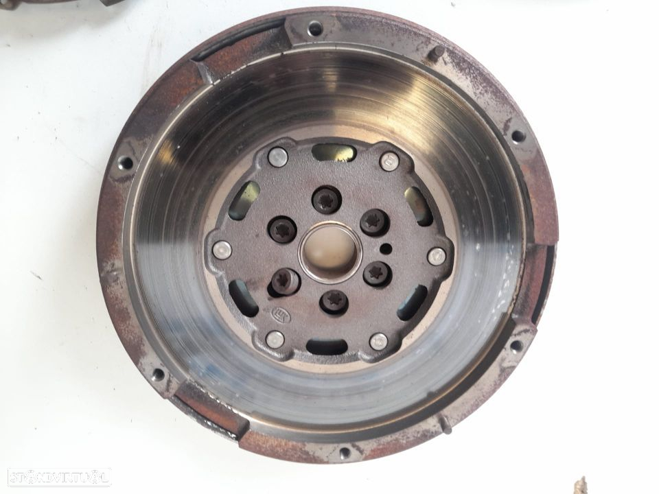 - KIT EMBRAIAGEM ORIGINAL LUK | REF. 9675022680 | PEUGEOT 308 CC 1.6 HDI 112CV 9HR / CITROEN; - 5