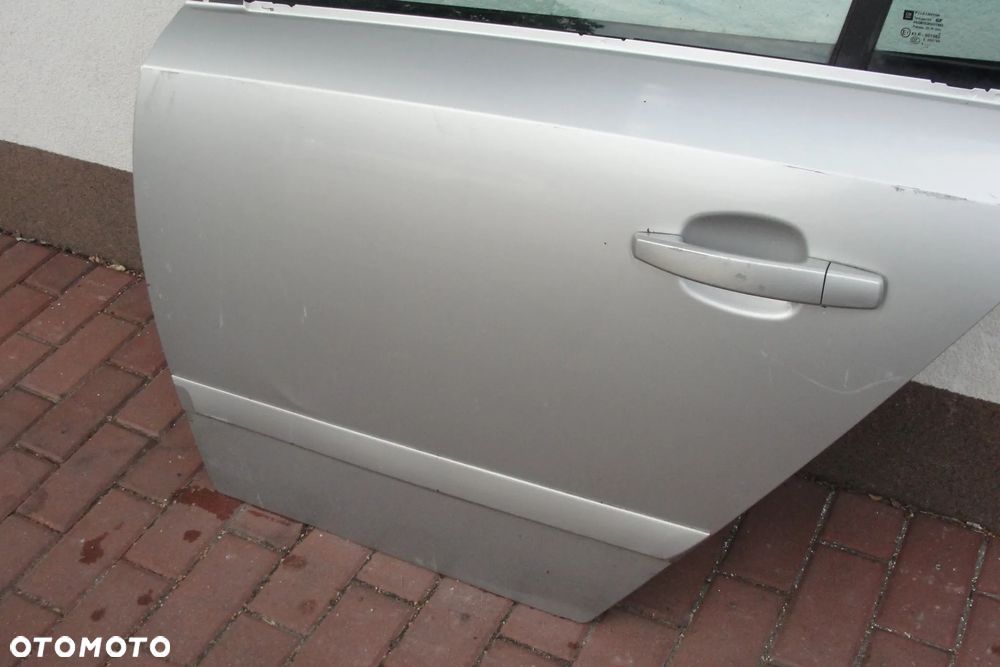 DRZWI LEWY TYŁ OPEL ASTRA H III HB - 3