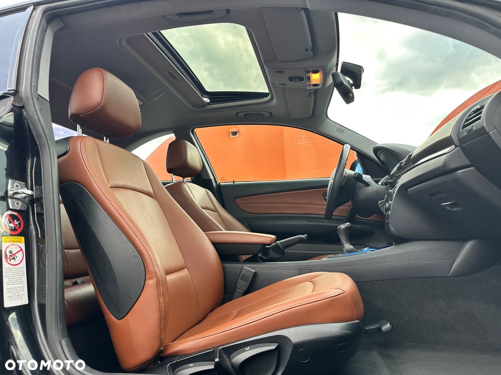 BMW Seria 1 120d - 26