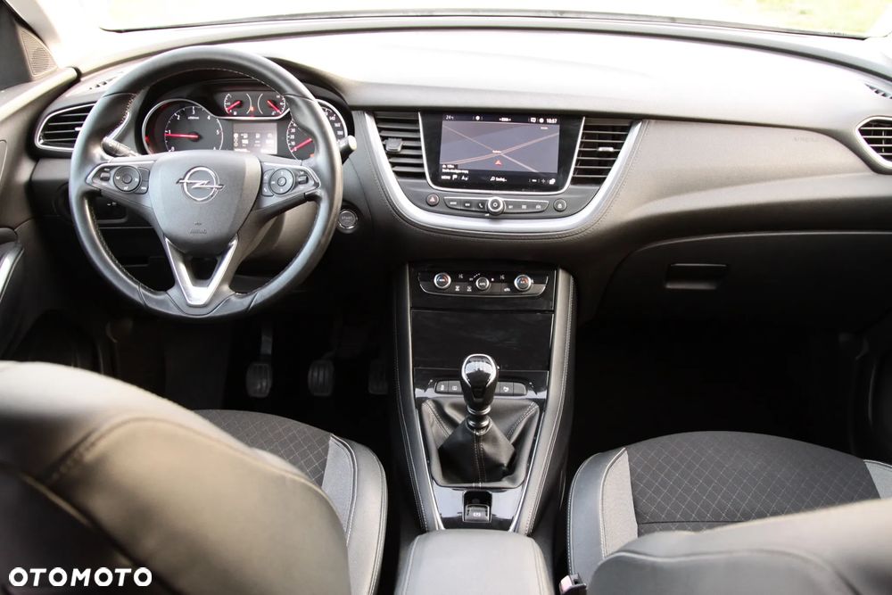 Opel Grandland X 1.6 D Start/Stop INNOVATION - 17