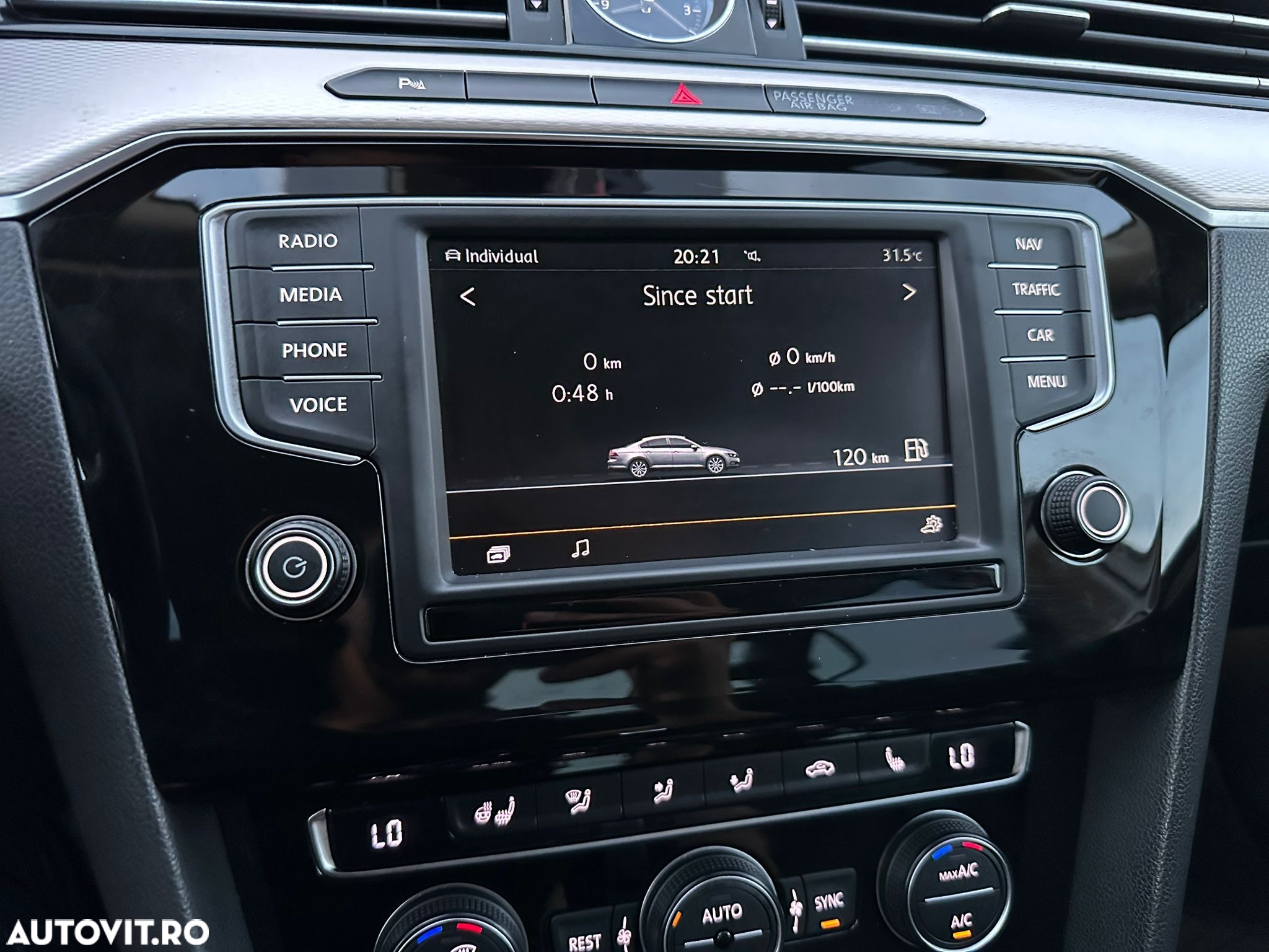Volkswagen Passat 2.0 TDI DSG Highline - 16