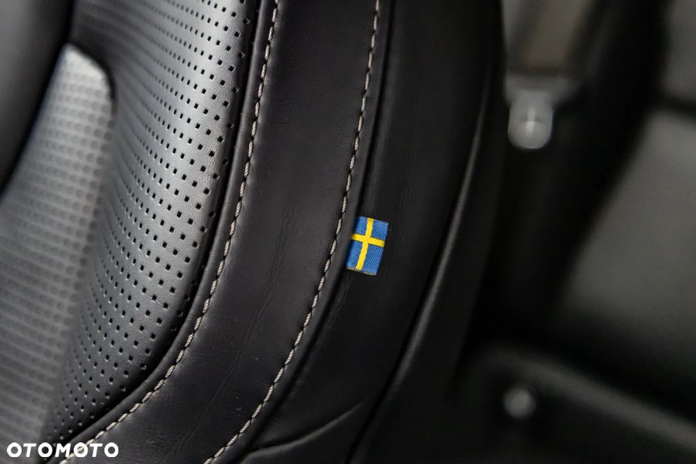 Volvo XC 60 B5 D AWD Geartronic Inscription - 22