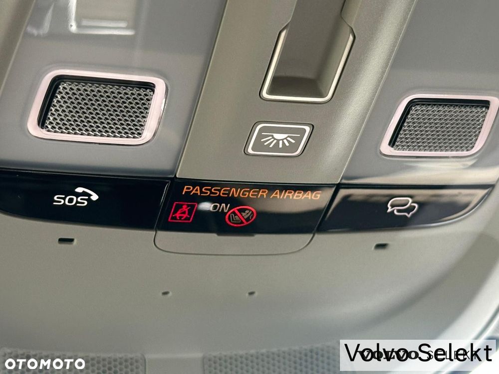 Volvo XC 60 - 30