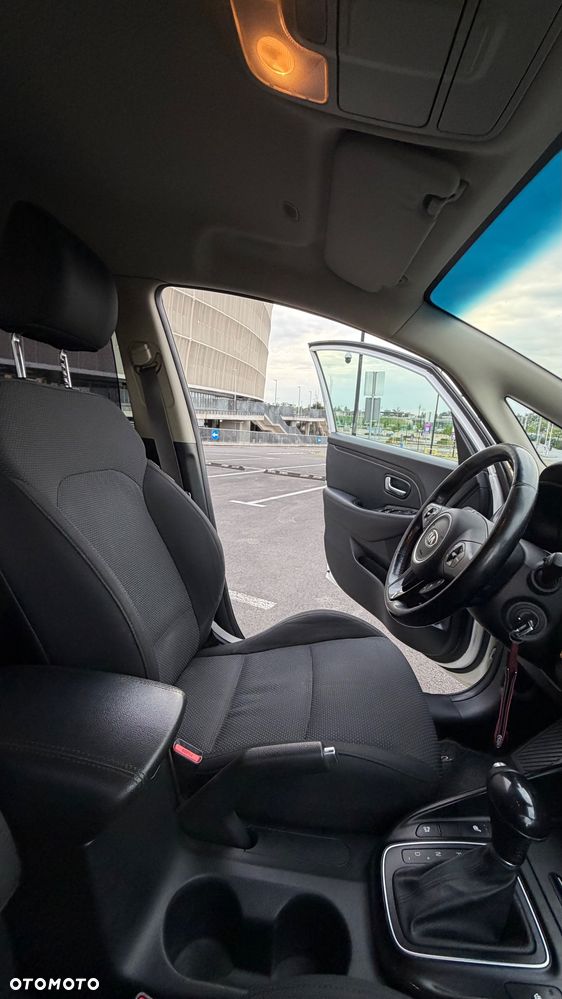 Kia Carens 1.7 CRDi XL 7os 7DCT - 22