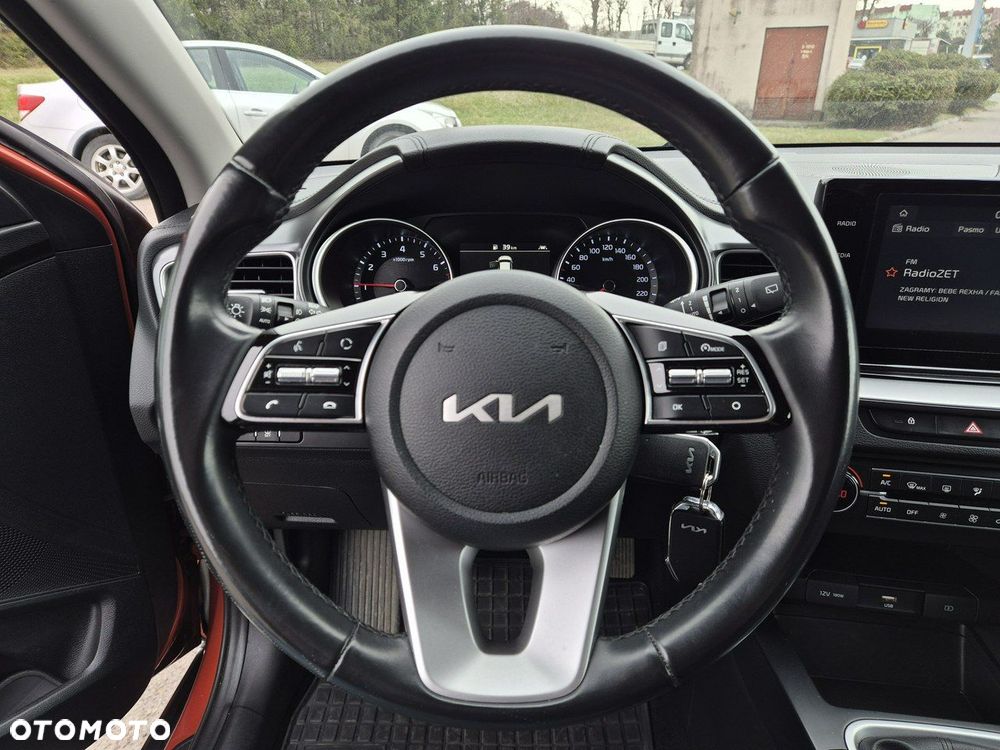 Kia XCeed 1.5 T-GDI M - 16