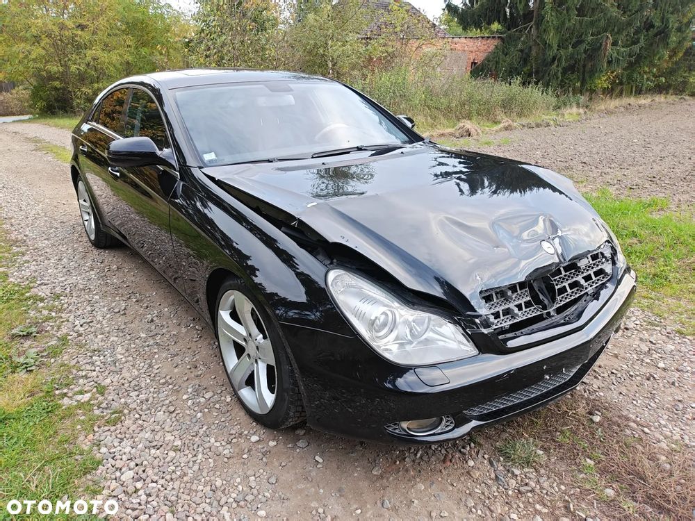 Mercedes-Benz CLS - 4