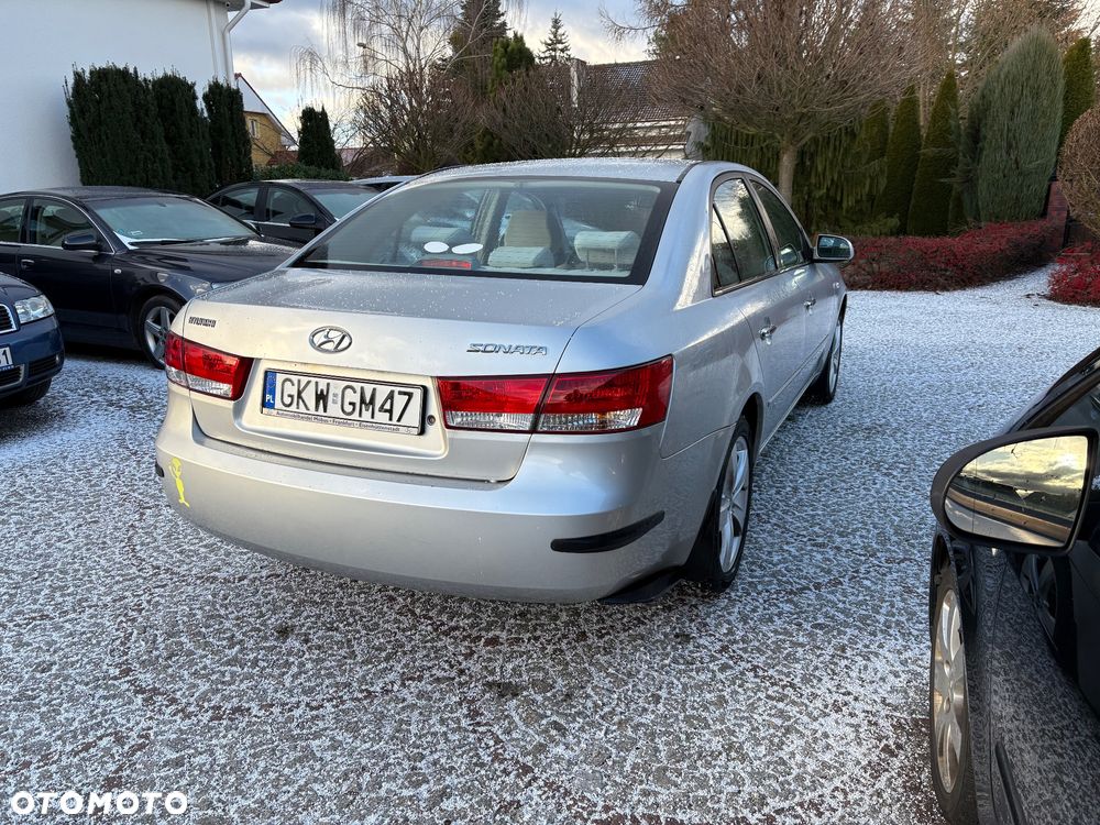 Hyundai Sonata 2.4 GLS - 4