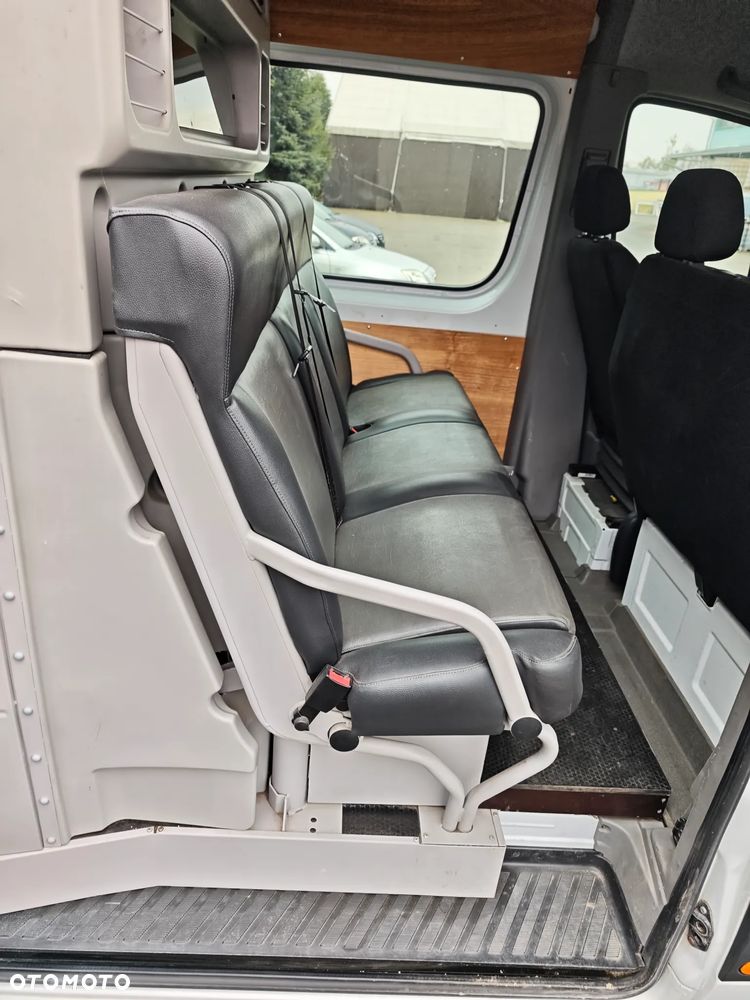 Mercedes-Benz 314 - 14