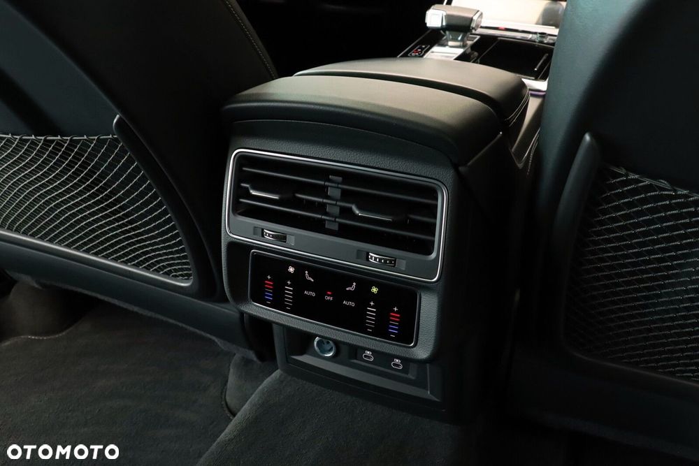 Audi SQ8 - 21