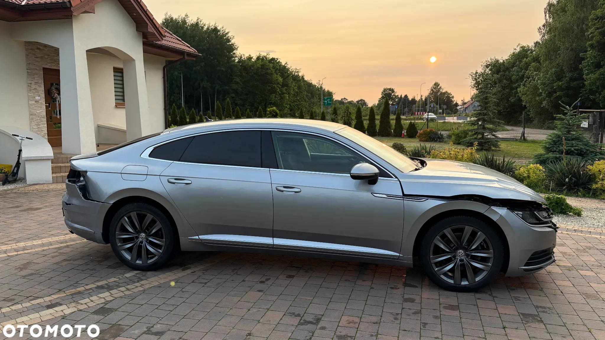 Volkswagen Arteon 2.0 TSI Essence DSG - 6
