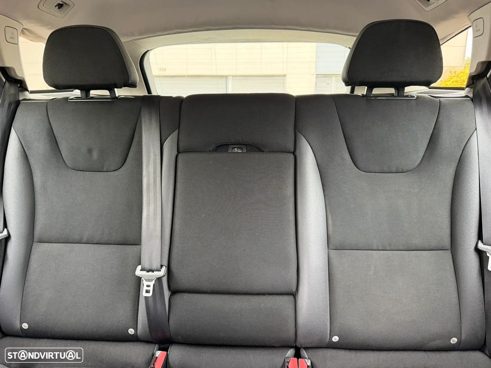 Volvo V60 1.6 D2 Drive Momentum Start/Stop - 20
