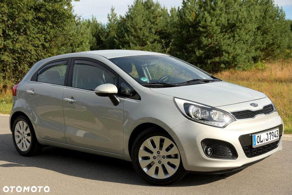 Kia Rio - 4