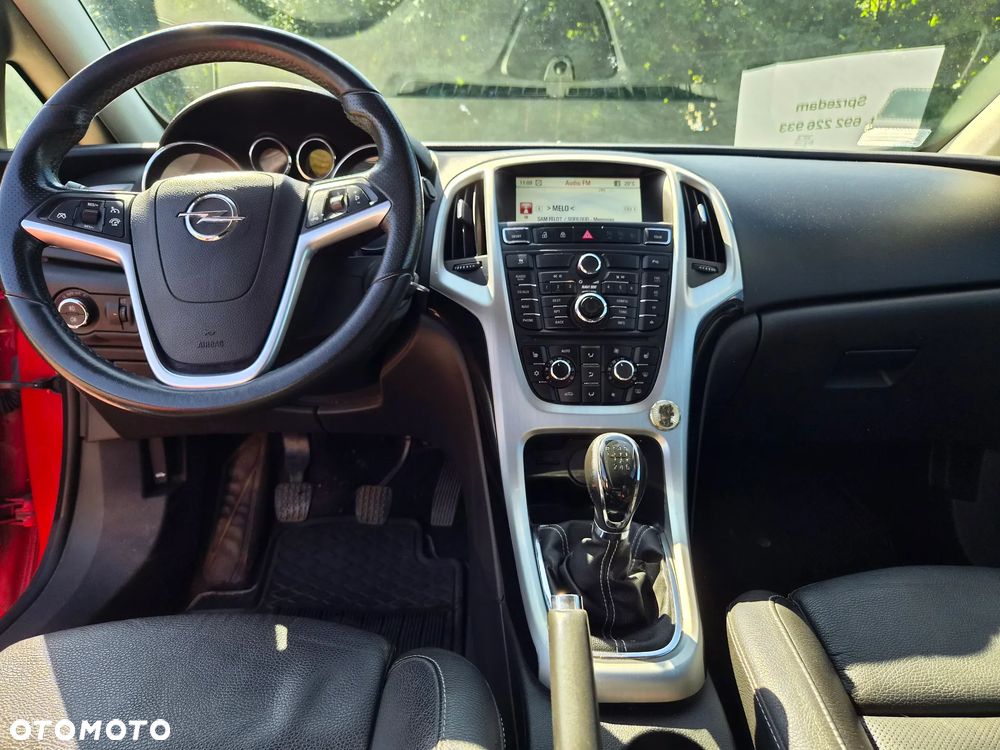 Opel Astra 1.6 T Sport - 12