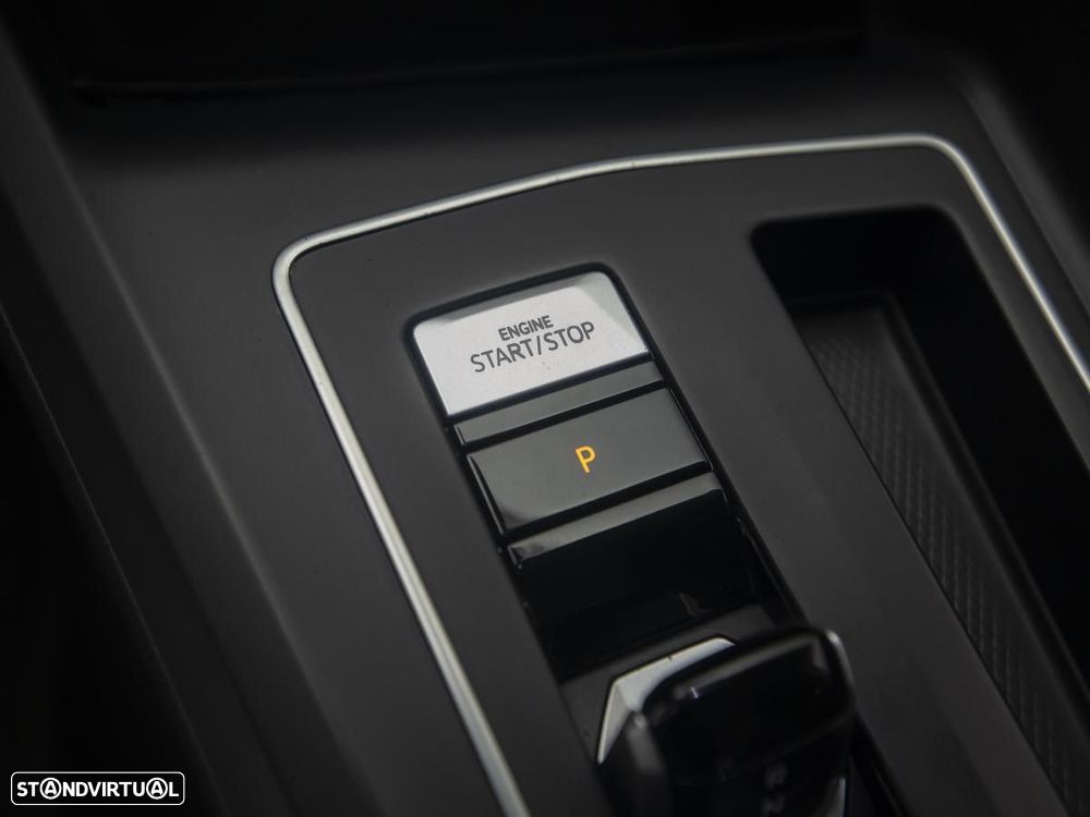 VW Golf 1.5 TGI Confortline DSG - 27