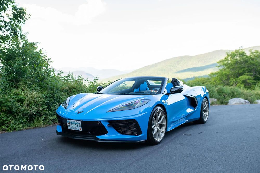 Chevrolet Corvette - 15