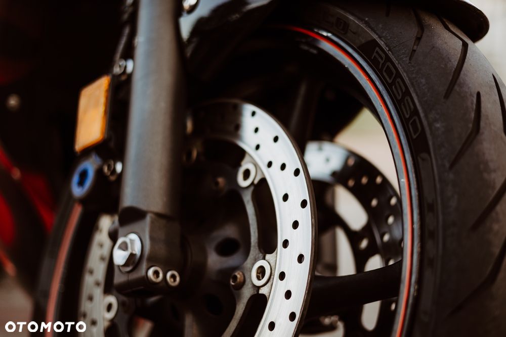 Yamaha R6 - 8