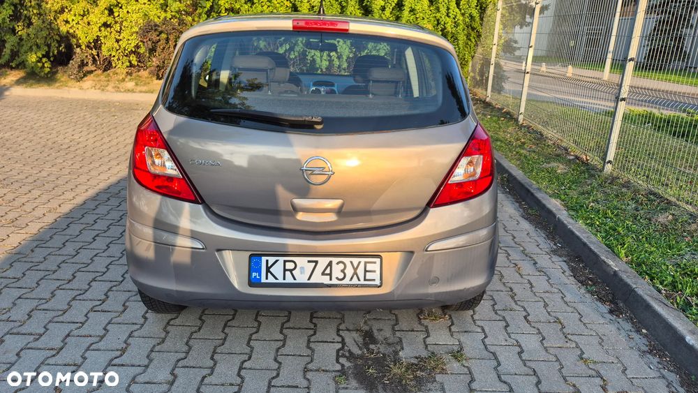 Opel Corsa - 2