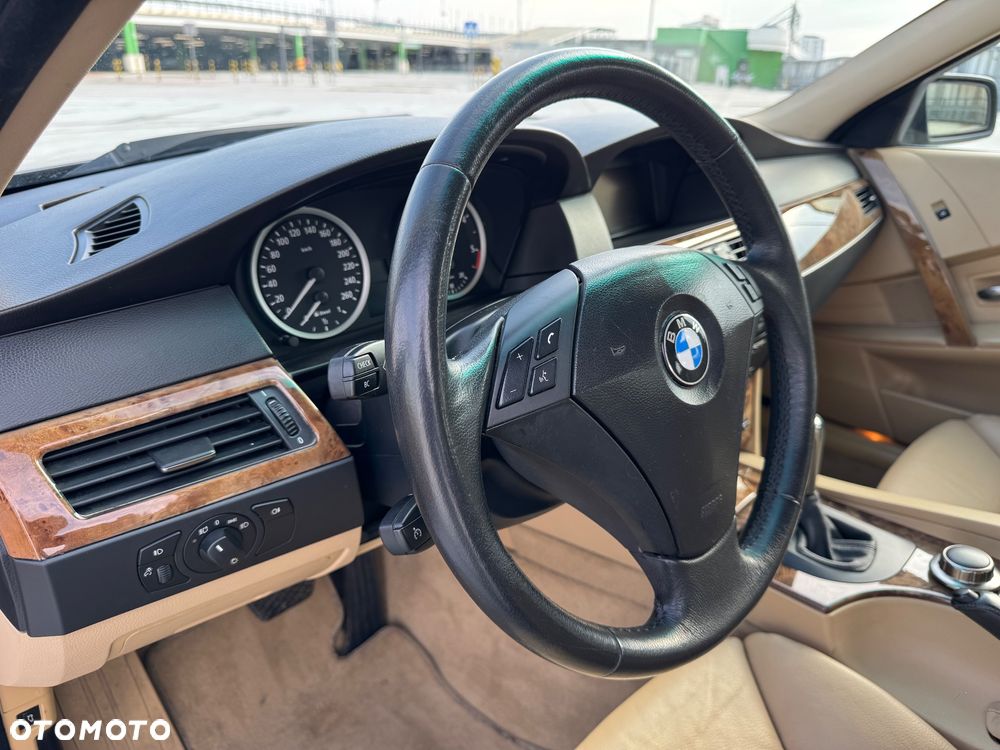 BMW Seria 5 530d - 13