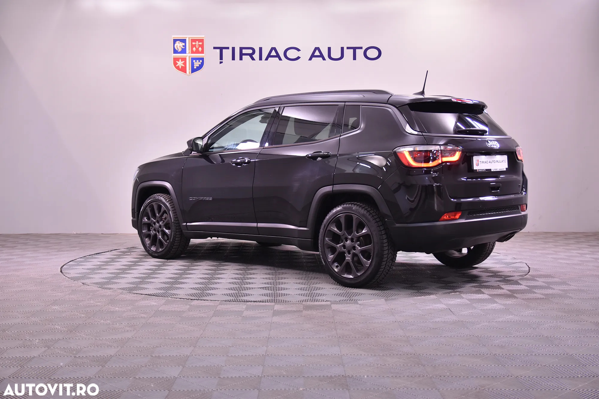 Jeep Compass - 3