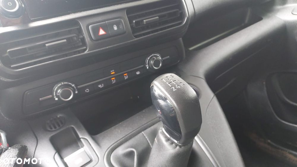 Peugeot Partner - 13