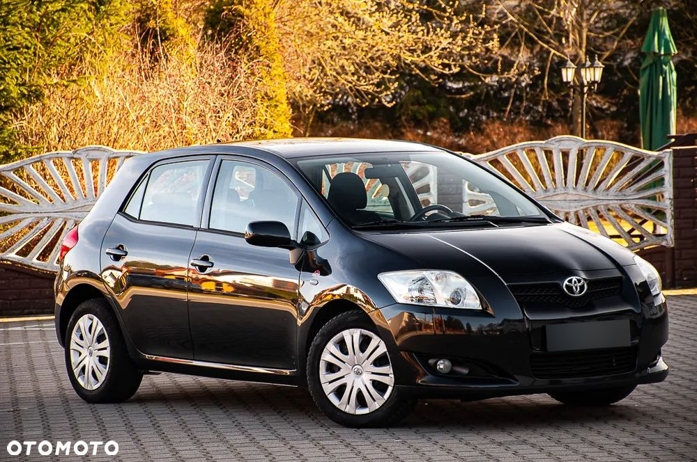 Toyota Auris 1.6 VVT-i Executive - 5