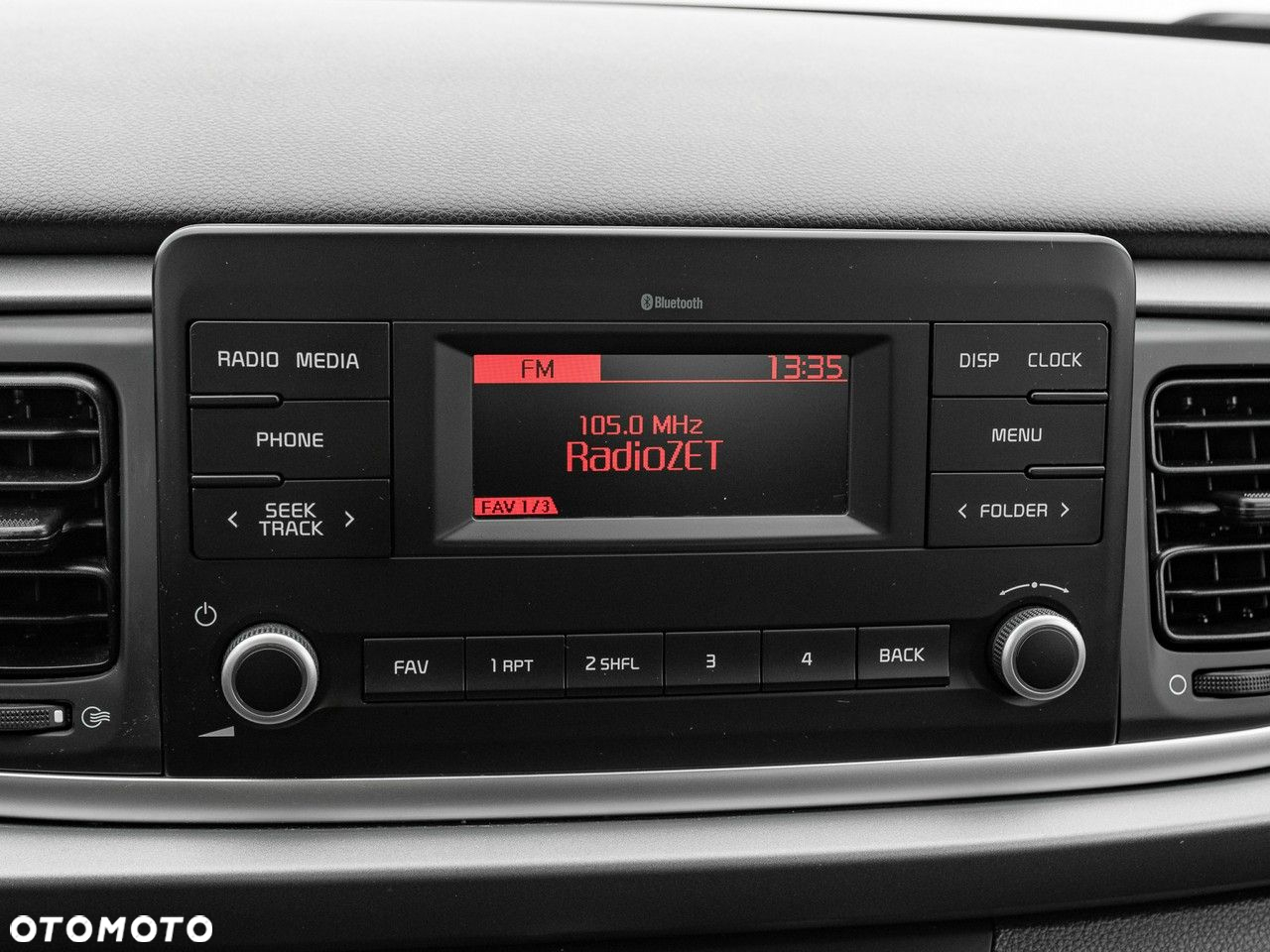 Kia Rio 1.2 M - 24