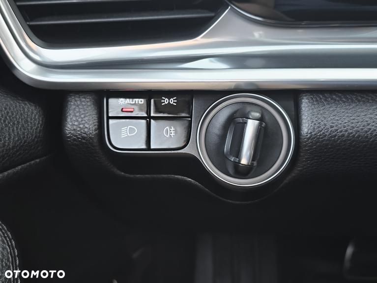 Porsche Panamera 4S - 38